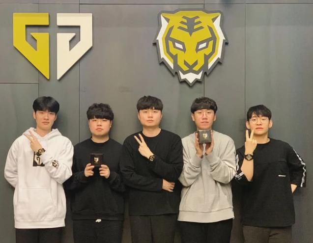 中华台北的 中华台北的