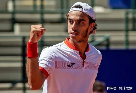 并为其提供 并为其提供